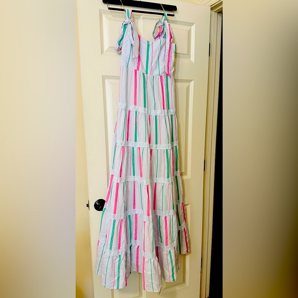 Women’s dress